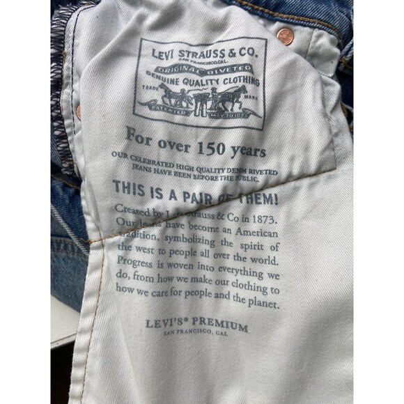 Levi's Premium Big E Wedgie Straight Leg Style Jeans Womens Size 27 Blue Classic - Picture 7 of 8